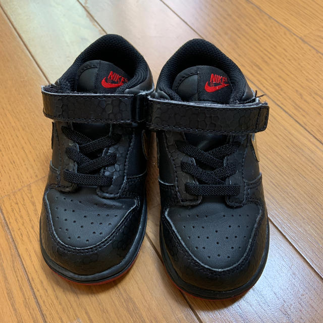 NIKE(ナイキ)のナイキ スニーカー 14㎝ ブラック キッズ/ベビー/マタニティのベビー靴/シューズ(~14cm)(スニーカー)の商品写真