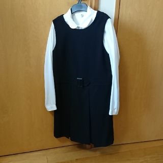 ユニクロ(UNIQLO)のUNIQLO ワンピース 黒 とブラウス 140 (ワンピース)