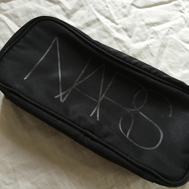 NARS(ナーズ)のNARS ポーチ レディースのファッション小物(ポーチ)の商品写真