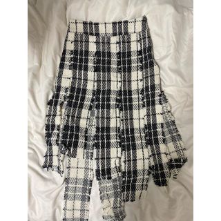 ザラ(ZARA)の【新品】ZARA スカート(ひざ丈スカート)