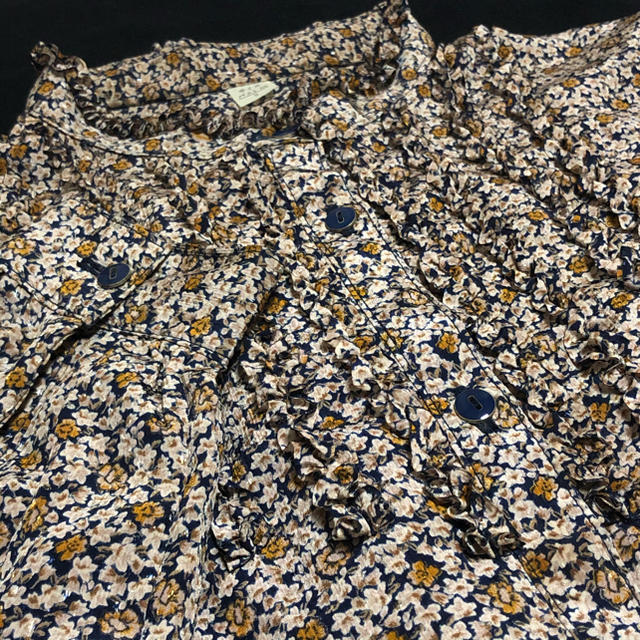 Lochie(ロキエ)のvintage frill blouse レディースのトップス(シャツ/ブラウス(長袖/七分))の商品写真