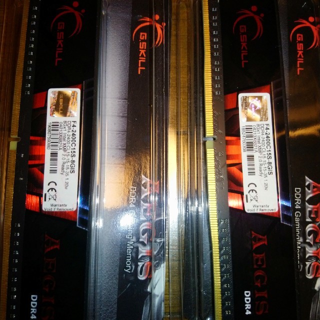 メモリ DDR4-2400 F4-2400C15S-8GIS ２枚セット 3