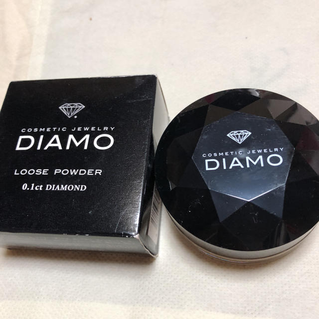 Diamond Beauty(ダイヤモンドビューティー)のディアモ　ルースパウダー　 コスメ/美容のベースメイク/化粧品(フェイスパウダー)の商品写真