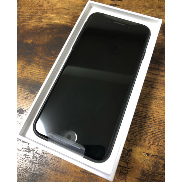 スマホ Apple - iPhone7 32GB ブラック　《未使用品》の通販 by すんすん's shop｜アップルならラクマ キャリア