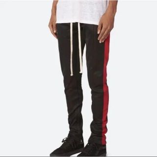 フィアオブゴッド(FEAR OF GOD)の【新品】mnml トラックパンツ ブラック レッド(その他)