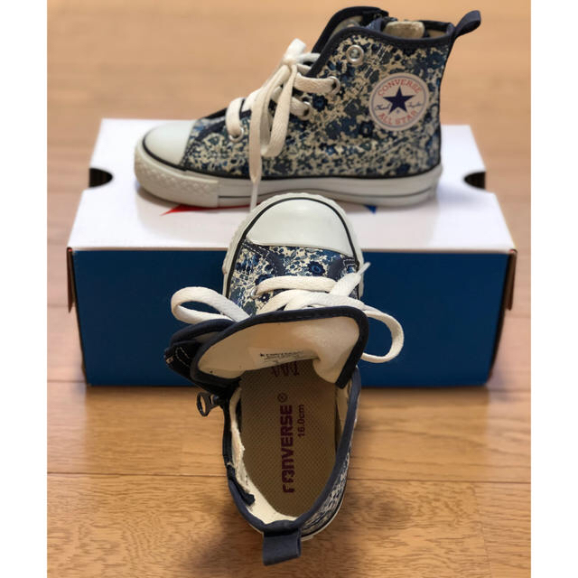 CONVERSE(コンバース)のCONVERSE（コンバース）CHILD ALL STAR リバティ ブルー キッズ/ベビー/マタニティのキッズ靴/シューズ(15cm~)(スニーカー)の商品写真