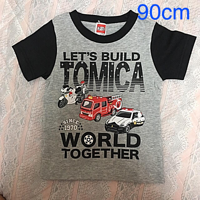 Takara Tomy(タカラトミー)の新品‼️トミカTシャツ90cm キッズ/ベビー/マタニティのキッズ服男の子用(90cm~)(Tシャツ/カットソー)の商品写真