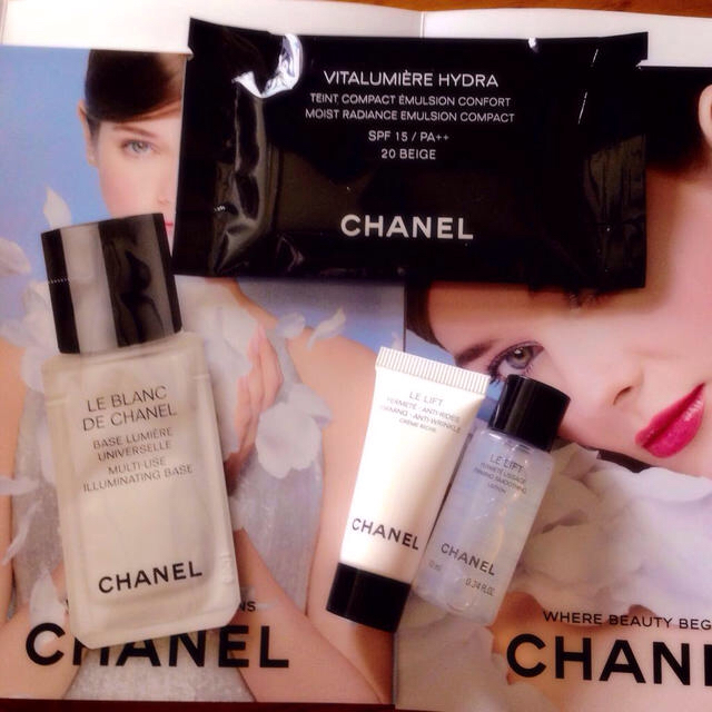 CHANEL(シャネル)のCHANEL サンプル♡ファンデおまとめ コスメ/美容のキット/セット(サンプル/トライアルキット)の商品写真