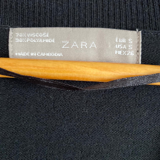 ZARA(ザラ)の【クリーニング済み】ZARA 黒 カーディガンS レディースのトップス(カーディガン)の商品写真