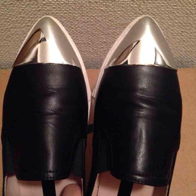 SMIR NASLI(サミールナスリ)の売り切り値下げ‼︎ポインテッドシューズ レディースの靴/シューズ(スニーカー)の商品写真