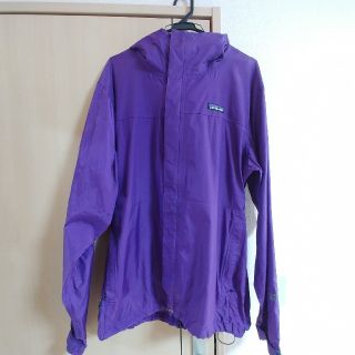 patagonia(ナイロンジャケット ・ パープル/紫色系)のフリマ patagonia(ナイロンジャケット ・ パープル/紫色系)のフリマ