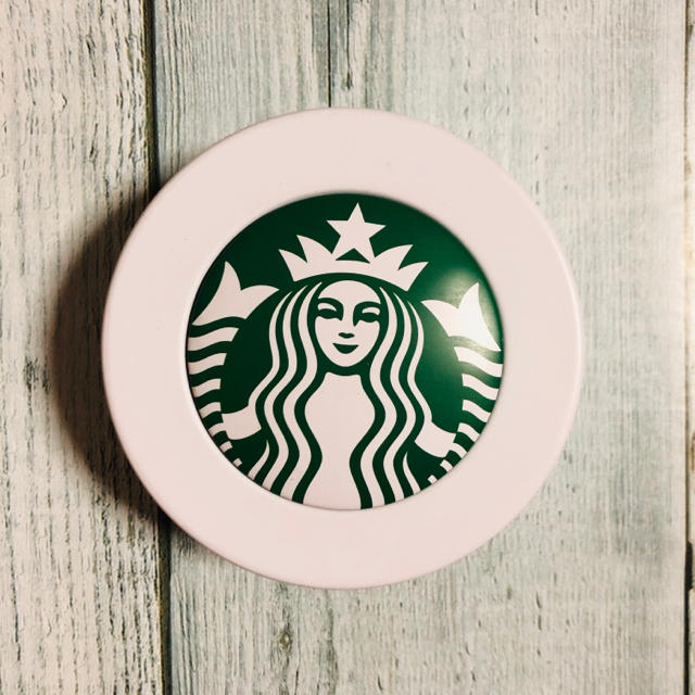 Starbucks Coffee(スターバックスコーヒー)の【日本未発売】スターバックス  ミルクキャンディー  マグネット付 小物入れ   インテリア/住まい/日用品のインテリア小物(小物入れ)の商品写真