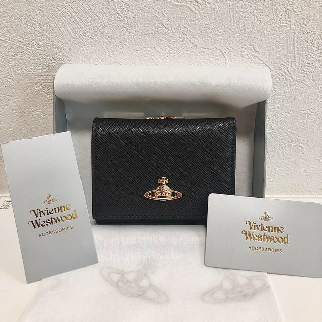 [新品] [送料込み]ラスト一個！Vivienne Westwood 折り財布