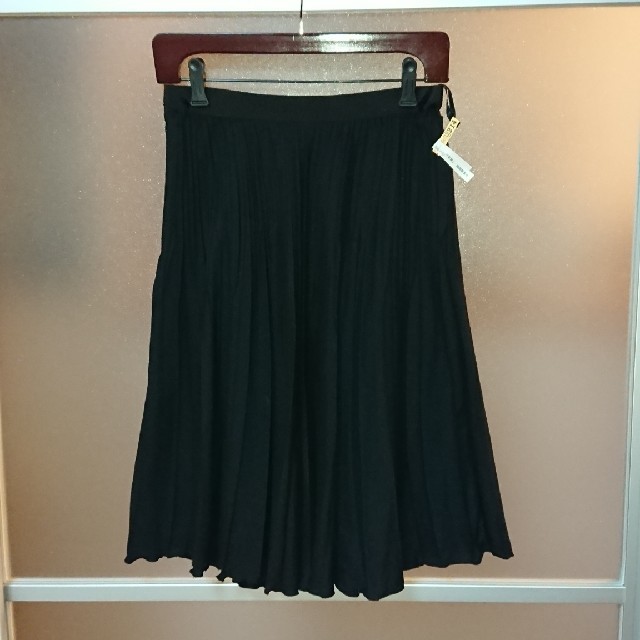 自由区(ジユウク)の自由区 プリーツスカート  サイズ38  卒業式 入学式に❗ レディースのスカート(ひざ丈スカート)の商品写真