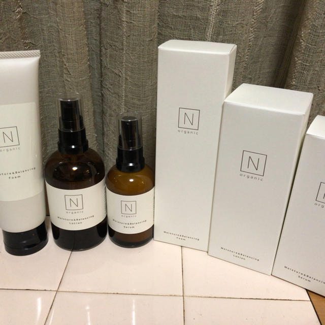 N オーガニックモイスチュア&バランシング3点セット balibronze.com