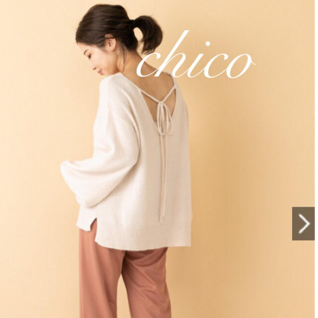 who's who Chico(フーズフーチコ)の残2枚♡チコ♡バックVリボンフォックスニット レディースのトップス(ニット/セーター)の商品写真