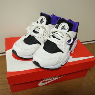 ナイキ(NIKE)のNIKE AIR HUARACHE(スニーカー)