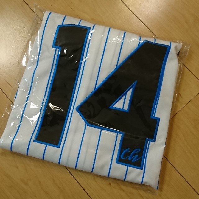 AAA(トリプルエー)の【AAA】ベースボールTシャツ與真司郎 エンタメ/ホビーのタレントグッズ(ミュージシャン)の商品写真