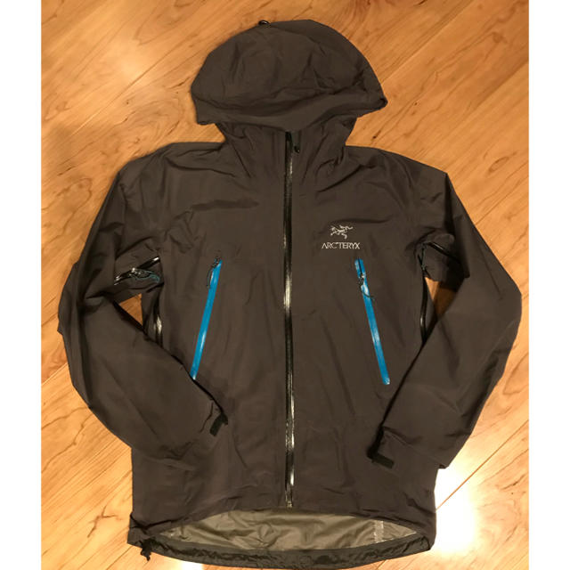 りょ様専用】ARC'TERYX マウンテンジャケット Gore-Tex S 上質で快適