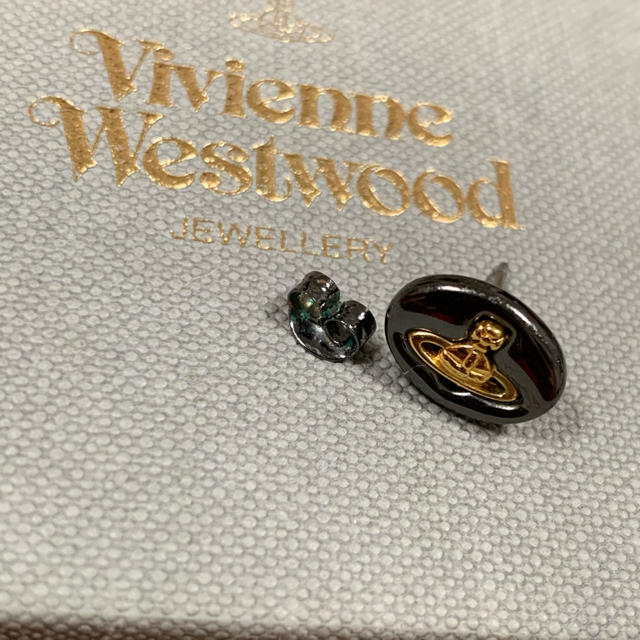 Vivienne Westwood(ヴィヴィアンウエストウッド)のVivienne Westwood ピアス 片耳 メンズのアクセサリー(ピアス(片耳用))の商品写真