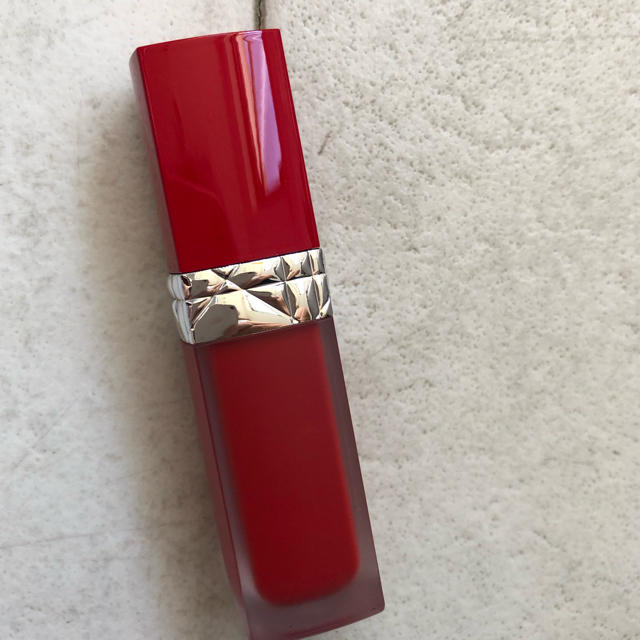 Christian Dior(クリスチャンディオール)の999 ブルーム ディオール ウルトラリキッド　新品T コスメ/美容のベースメイク/化粧品(口紅)の商品写真