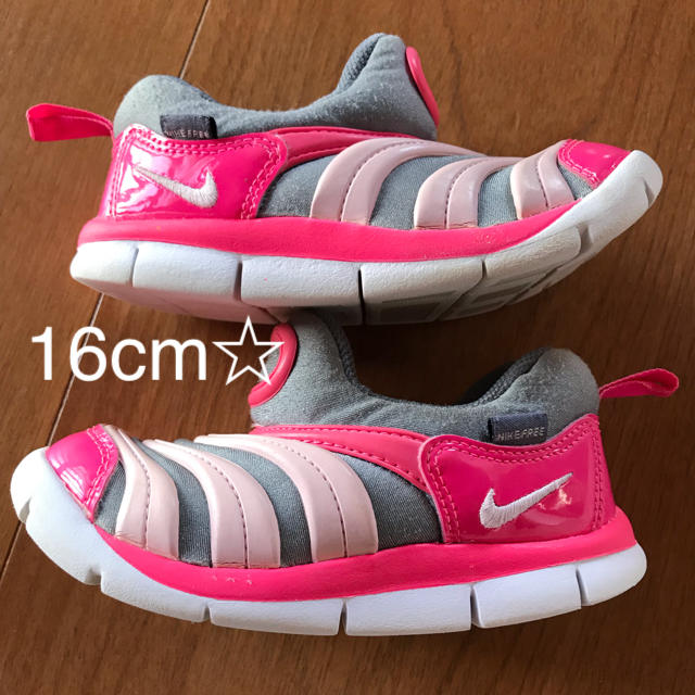 NIKE(ナイキ)のyuru---様専用♩ キッズ/ベビー/マタニティのキッズ靴/シューズ(15cm~)(スリッポン)の商品写真