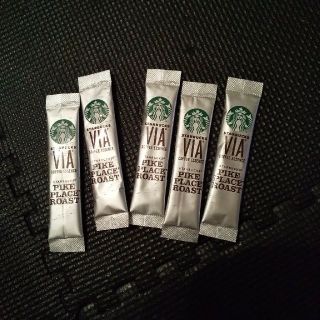 スターバックスコーヒー(Starbucks Coffee)のスタバ　VIA 　コーヒー　スタバクリスマス紙袋付き(コーヒー)