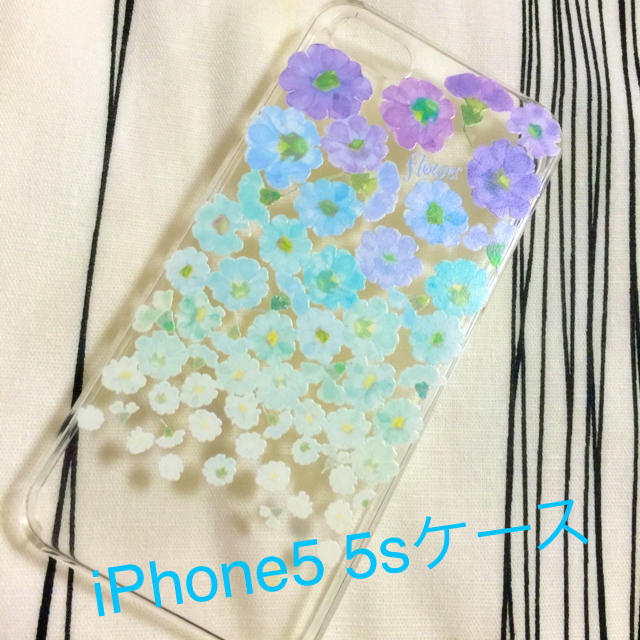 flower(フラワー)のiPhoneケース スマホ/家電/カメラのスマホアクセサリー(モバイルケース/カバー)の商品写真