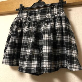 ラブトキシック(lovetoxic)のラブトキシック　ショートパンツ　M(150)(パンツ/スパッツ)