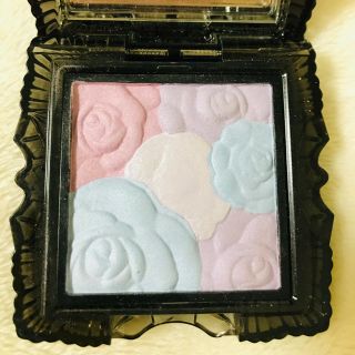 アナスイ(ANNA SUI)のアナスイ　ANNA SUI ローズチークカラー　100(フェイスカラー)