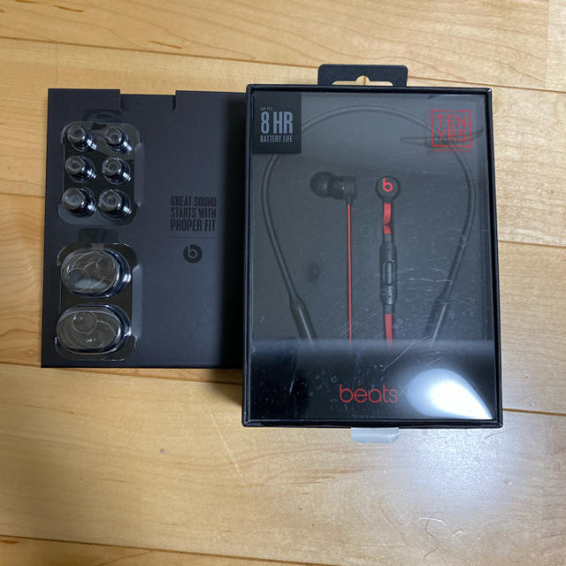 Beats by Dr Dre(ビーツバイドクタードレ)のGON様 専用Beats x 10周年記念モデル レジスタンス ブラックレッド スマホ/家電/カメラのオーディオ機器(ヘッドフォン/イヤフォン)の商品写真