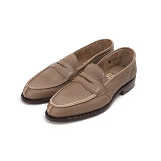 トリッカーズ(Trickers)の【新品未使用】トリッカーズ ローファー ベージュ 6(スリッポン/モカシン)