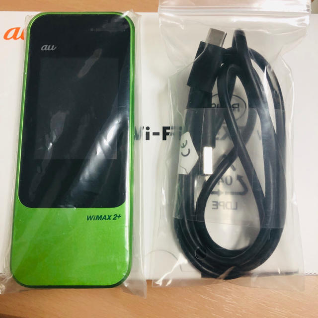 au(エーユー)のポケットWi-Fi WiMAX2＋ au W04 スマホ/家電/カメラのスマートフォン/携帯電話(その他)の商品写真