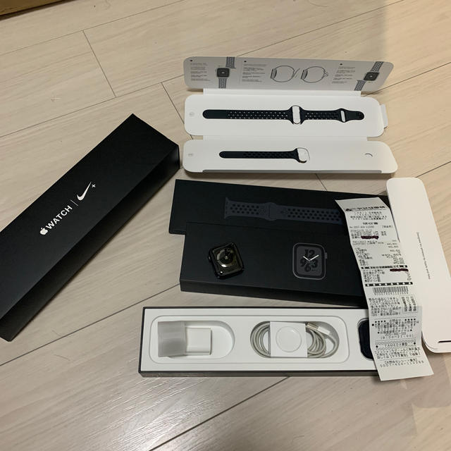 Apple Watch - apple watch 4 Nike+ 40mm レシート付きの通販 by shop｜アップルウォッチならラクマ