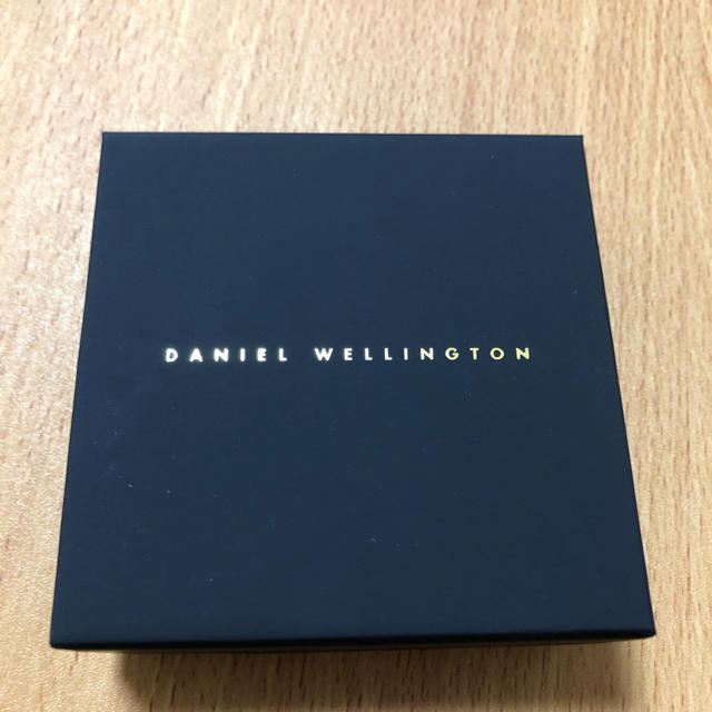 Daniel Wellington(ダニエルウェリントン)のDaniel Wellington バングル銀 メンズのアクセサリー(バングル/リストバンド)の商品写真