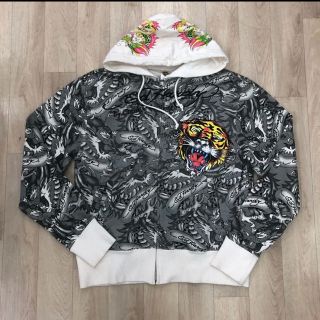 エドハーディー(Ed Hardy)の【新品・未使用】エドハーディー　パーカー　Lサイズ  (パーカー)