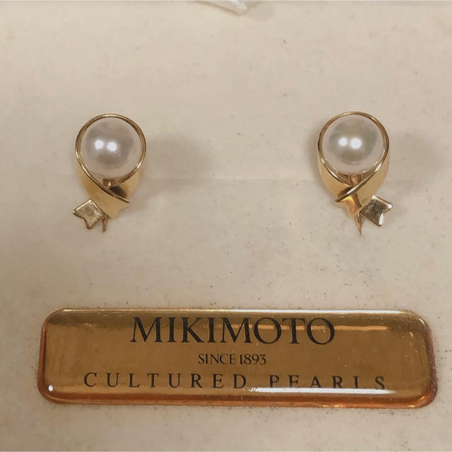 MIKIMOTO(ミキモト)のミキモト　パール　イヤリング　リボン　モチーフ　k18 レディースのアクセサリー(イヤリング)の商品写真