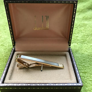 ダンヒル(Dunhill)のダンヒル　dunhill タイピン　箱付き(ネクタイピン)