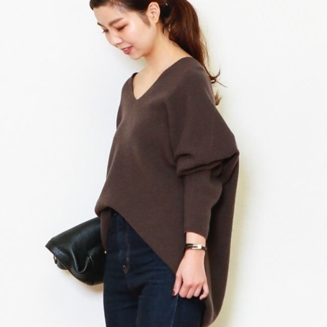 BULKY WOOL V-neck Knitレディース