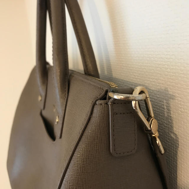 Furla(フルラ)のフルラ ベージュバッグ レディースのバッグ(ハンドバッグ)の商品写真