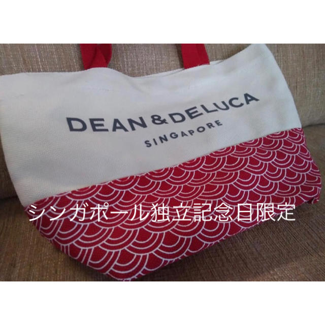 DEAN & DELUCA(ディーンアンドデルーカ)のりこ様専用 DEAN&DELUCA シンガポール　限定トート レディースのバッグ(トートバッグ)の商品写真