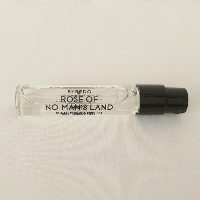 BYREDO ローズ オブ ノーマンズランド オードパルファム 2ml コスメ/美容の香水(ユニセックス)の商品写真