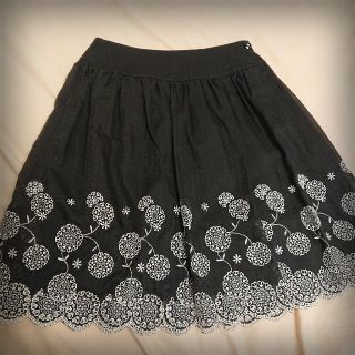 シンシアローリー(Cynthia Rowley)のシンシアローリー CYNTHIA ROWLEY♥️ 刺繍ふんわり スカート(ひざ丈スカート)