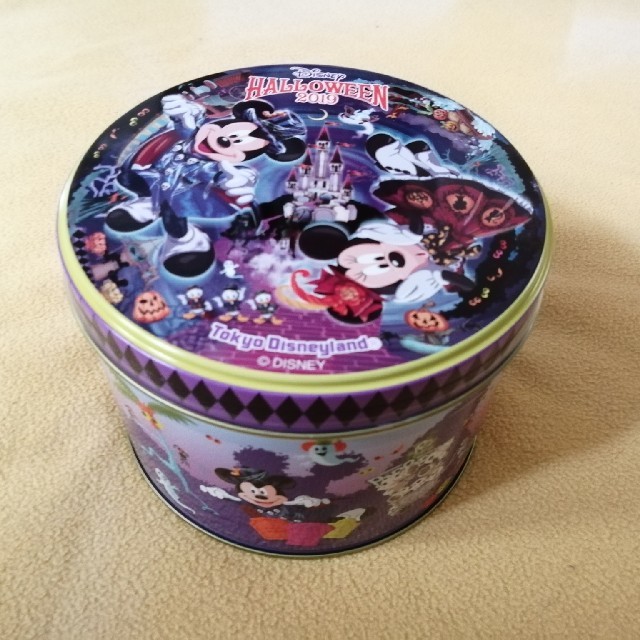 Disney(ディズニー)のディズニーハロウィン2019 　お菓子５点セット 食品/飲料/酒の食品(菓子/デザート)の商品写真