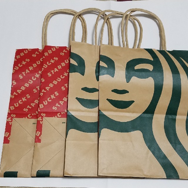 Starbucks Coffee(スターバックスコーヒー)のスタバ☆ショッピングバッグ4枚 レディースのバッグ(ショップ袋)の商品写真