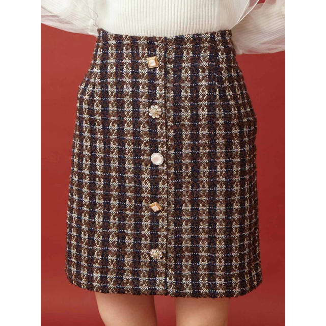 MIIA(ミーア)の【新品未使用】ファンシーツイードビジュー台形スカート レディースのスカート(ミニスカート)の商品写真