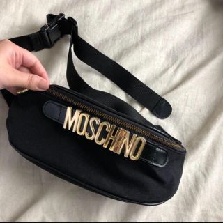 モスキーノ(MOSCHINO)の即購入でお値引き交渉可！ボディバッグ　MOSCHINO バッグ(ボディバッグ/ウエストポーチ)