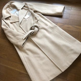 マックスマーラ(Max Mara)のマニュエラ　アルビノ　38(ロングコート)