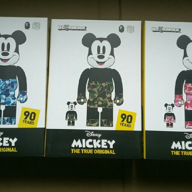 MEDICOM TOY(メディコムトイ)のBE@RBRICK MICKEY MOUSE 100% & 400% エンタメ/ホビーのフィギュア(その他)の商品写真