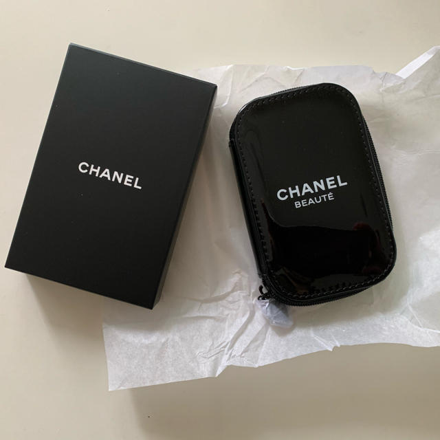 CHANEL(シャネル)のCHANEL VIPノベルティ 2019 クリスマス（ネイルケアセット） コスメ/美容のネイル(ネイルケア)の商品写真